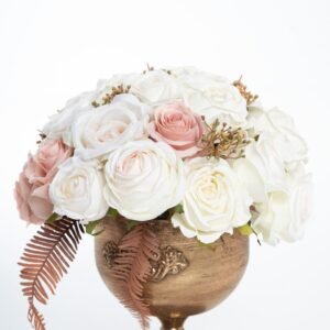 Baltai rausvos dirbtines geles