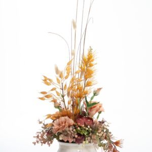 dirbtines geles su balta vaza