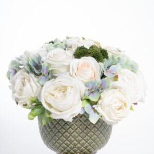 melynos baltos dirbtines geles